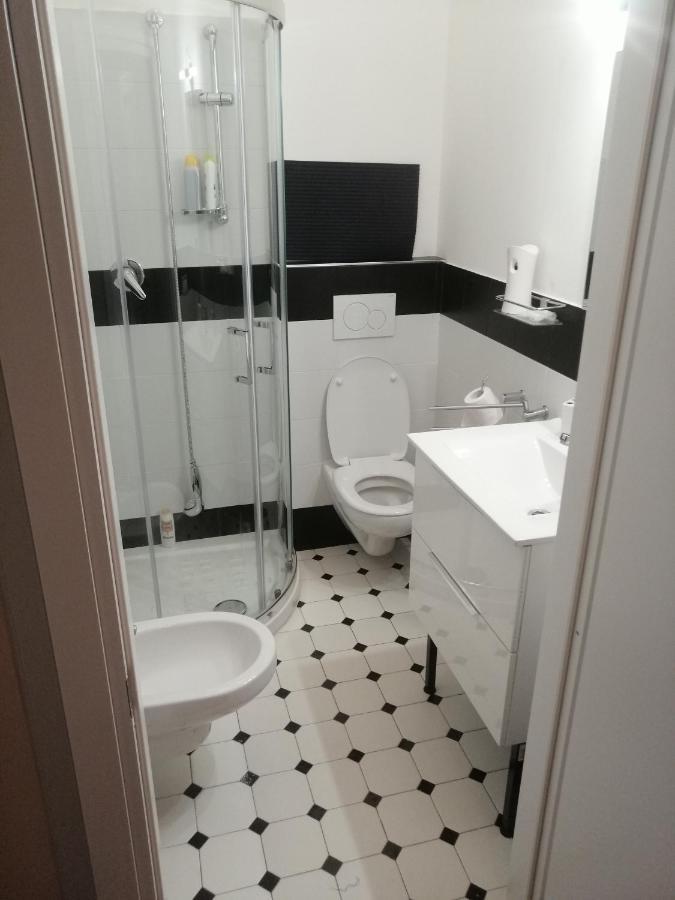 Irnerio Rooms Bologna Bagian luar foto